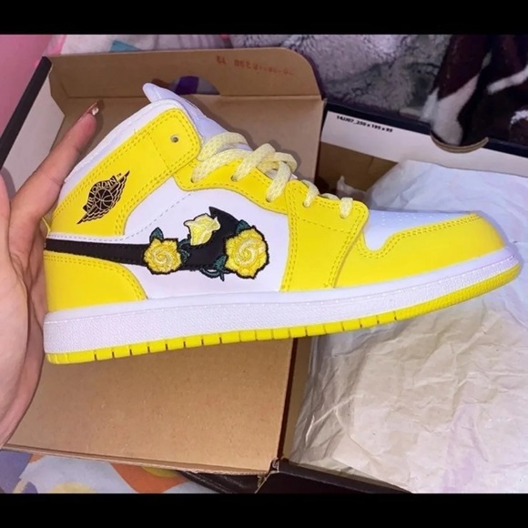 JORDANS - Picture 2 of 8